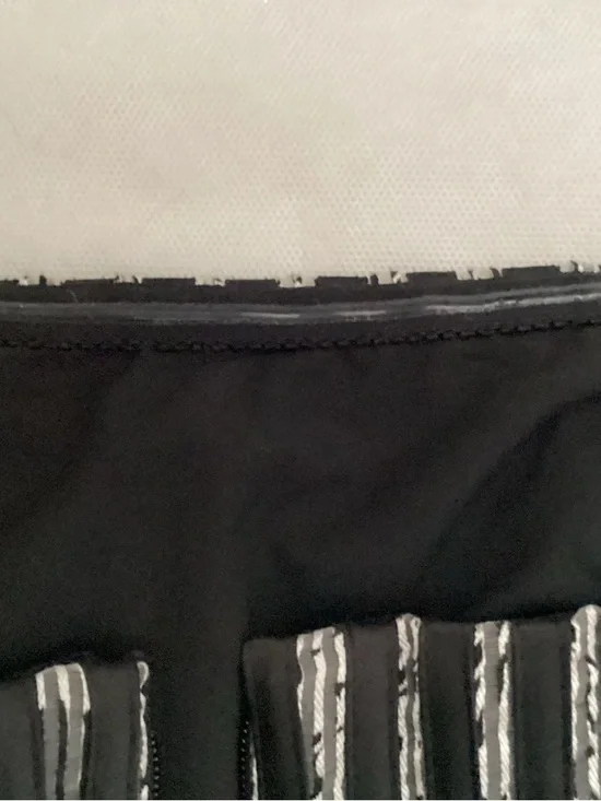 BCBG MaxAzria ‘Madeline’ Structured Strapless Dress, Size 2 - Picture 10 of 12